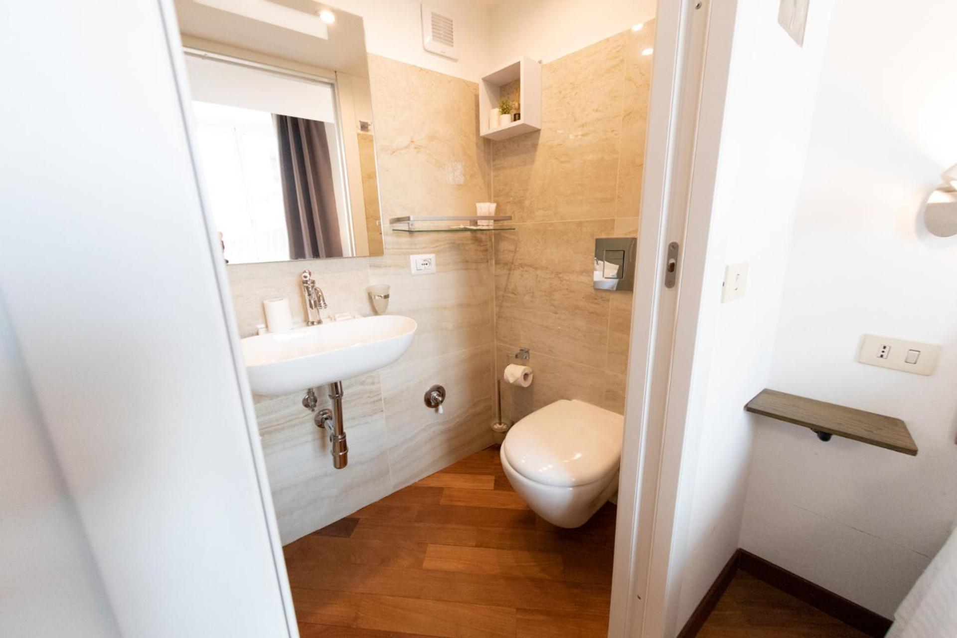The Rent - Spacious Multi-room On Via Cavour * Rom