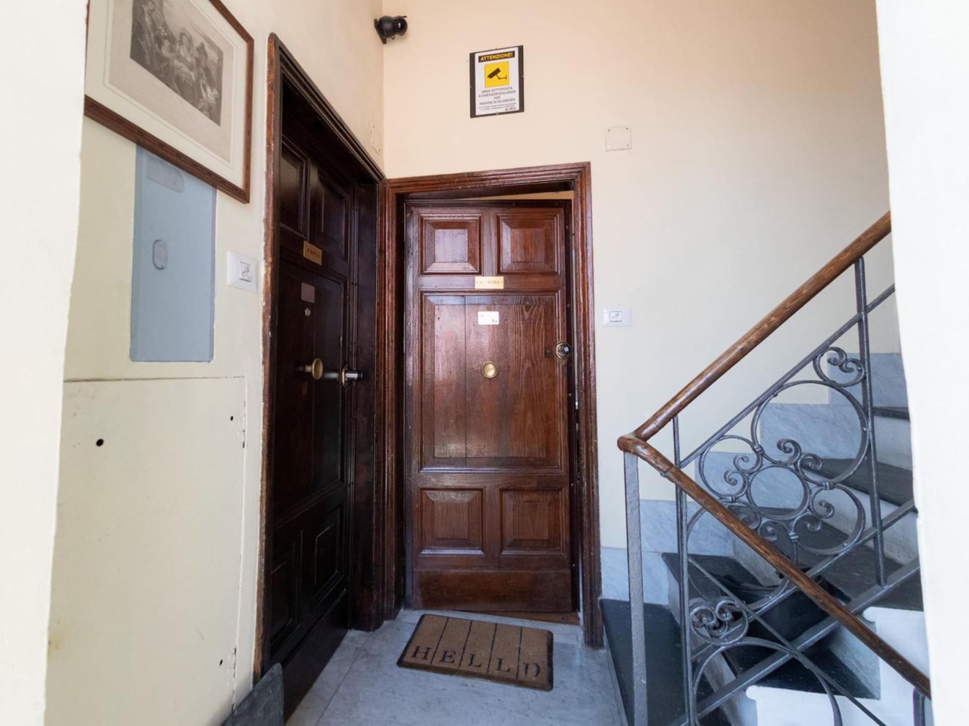 Apartment The Rent - Spacious Multi-room On Via Cavour Rom